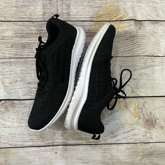 🤎3/$10 Black Sneakers Size 9.5 - Picture 9 of 15